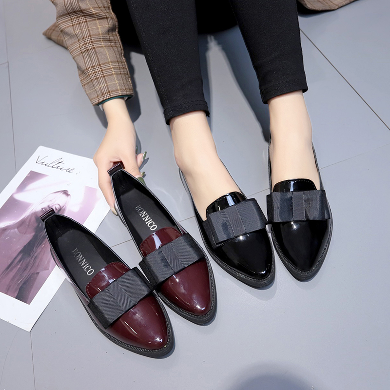 Womens Heels - Zapatos Planos de Piel Sintética Negra/Vino