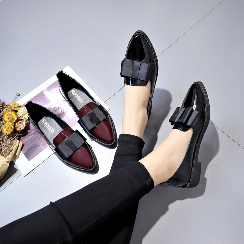 Zapatos Planos de Piel Sintéti - Womens Heels reseña y precio