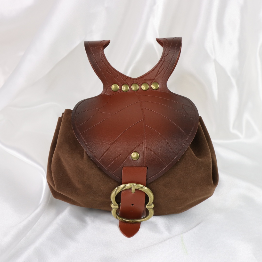 Bolsa de cintura con forma de  - Womens Suit reseña y precio